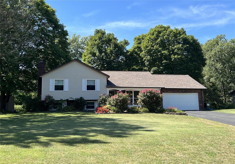 15 Lakeview Dr, Freeburg, IL 62243 - photo 1