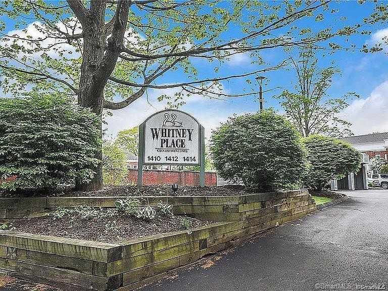 1410 Whitney Ave unit F2, Hamden, CT 06517 - photo 1