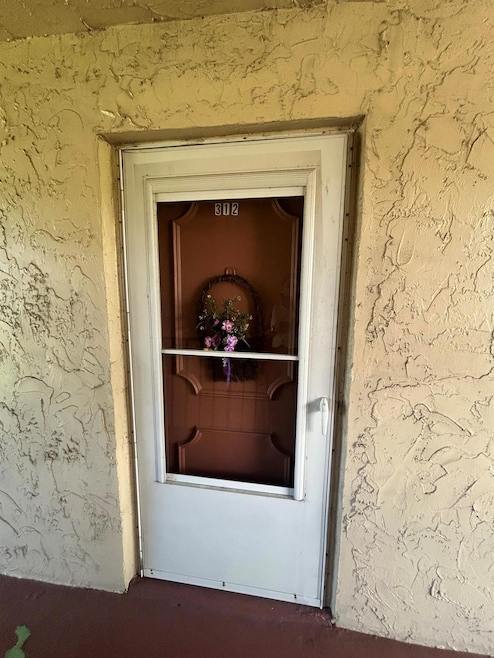 705 Lori Dr unit 312, Palm Springs, FL 33461 - photo 1