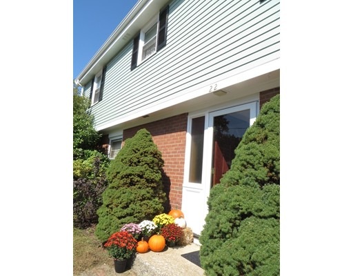 22 Girdler Rd, Marblehead, MA 01945 - photo 1