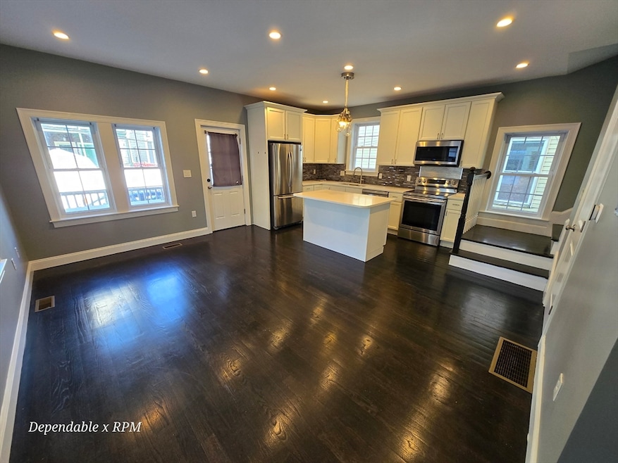 136 Quincy St unit 1, Boston, MA 02125 - photo 1