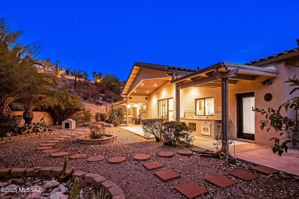 6440 N Mesa View Dr, Tucson, AZ 85718 - photo 1