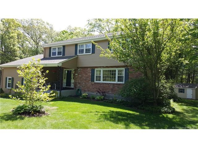 Stately colonial in a great neighborhood location!