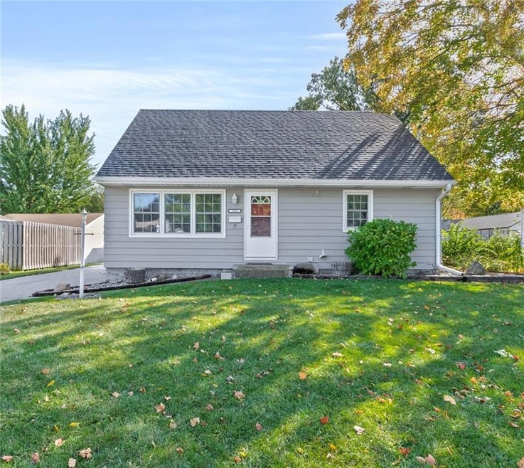 3101 E Ovid Ave, Des Moines, IA 50317 - photo 1