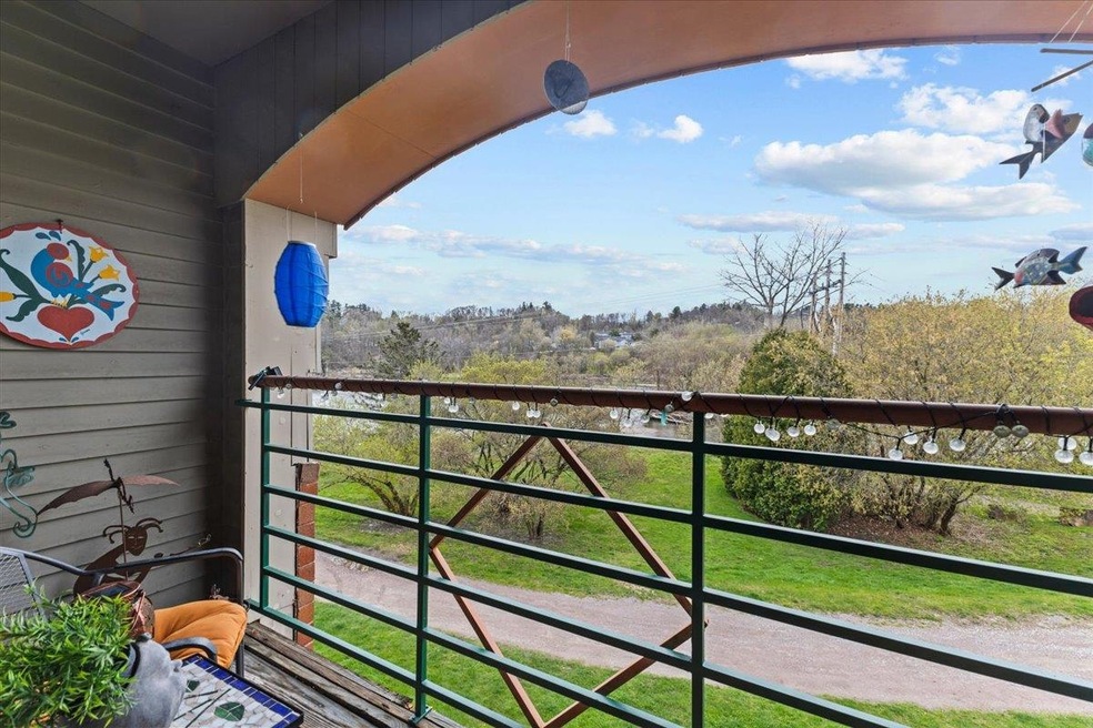 100 W Canal St unit 4, Winooski, VT 05404 - photo 1