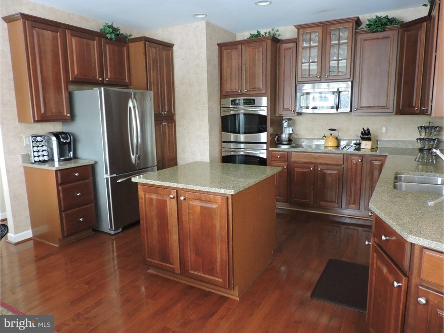 200 Ironwood Dr unit 121, Woodbury, NJ 08096 - photo 1