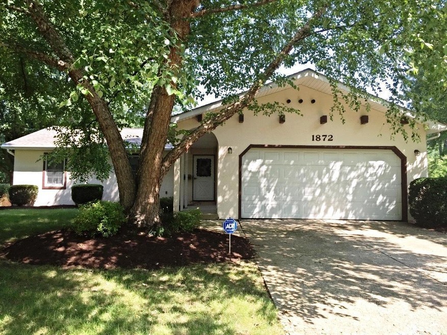 1872 Faymeadow Ave, Columbus, OH 43229 - photo 1