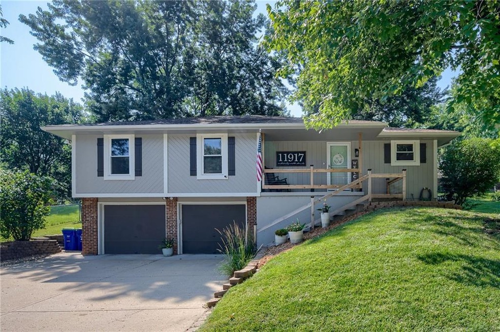 11917 W 49th St, Shawnee, KS 66216 - photo 1