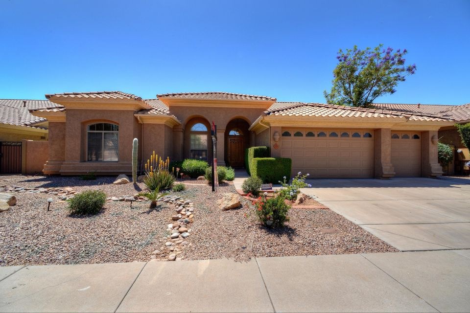 Beautiful Gated Maravilla!