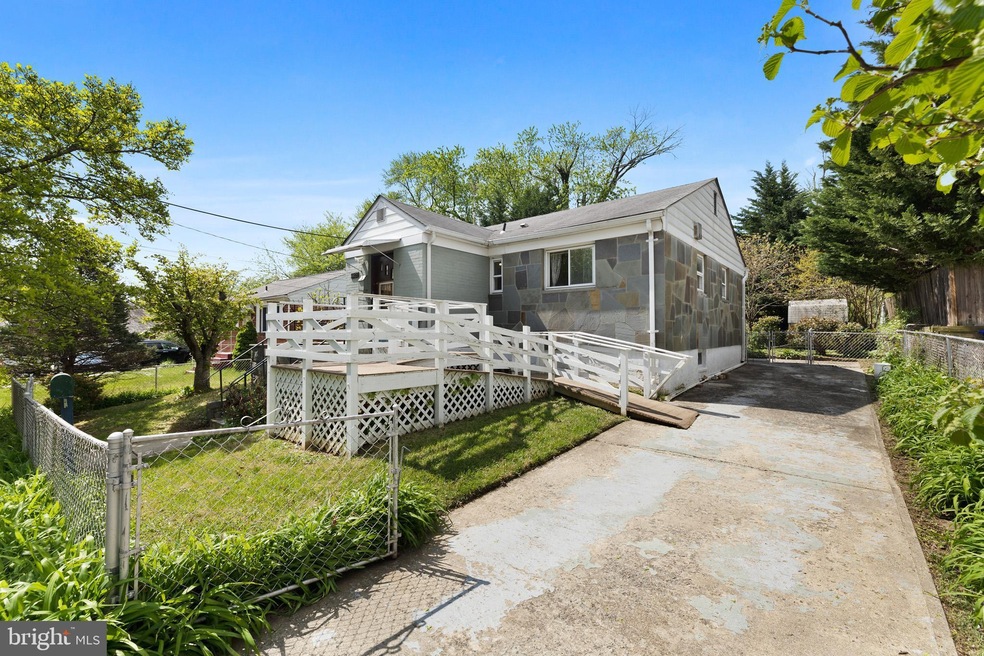 4408 Hallet St, Rockville, MD 20853 - photo 1