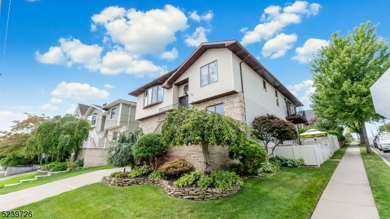 91 Madison St, Wood Ridge, NJ 07075 - photo 1