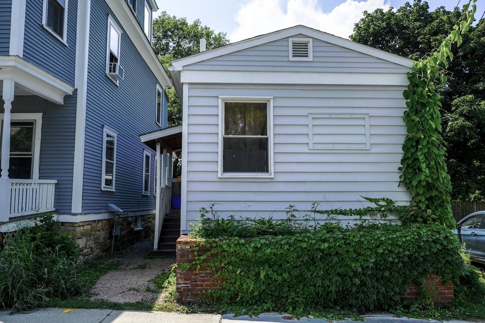 For Rent $1,495/month