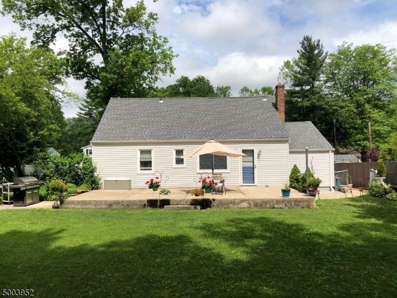 218 Runnymede Pkwy, New Providence, NJ 07974 - photo 1