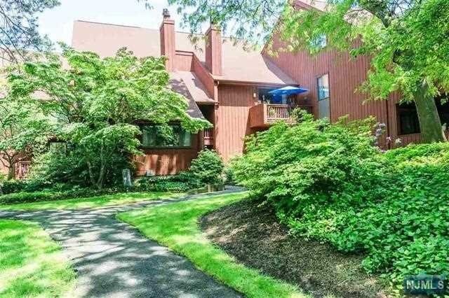417 Egret Ln unit 417, Secaucus, NJ 07094 - photo 1