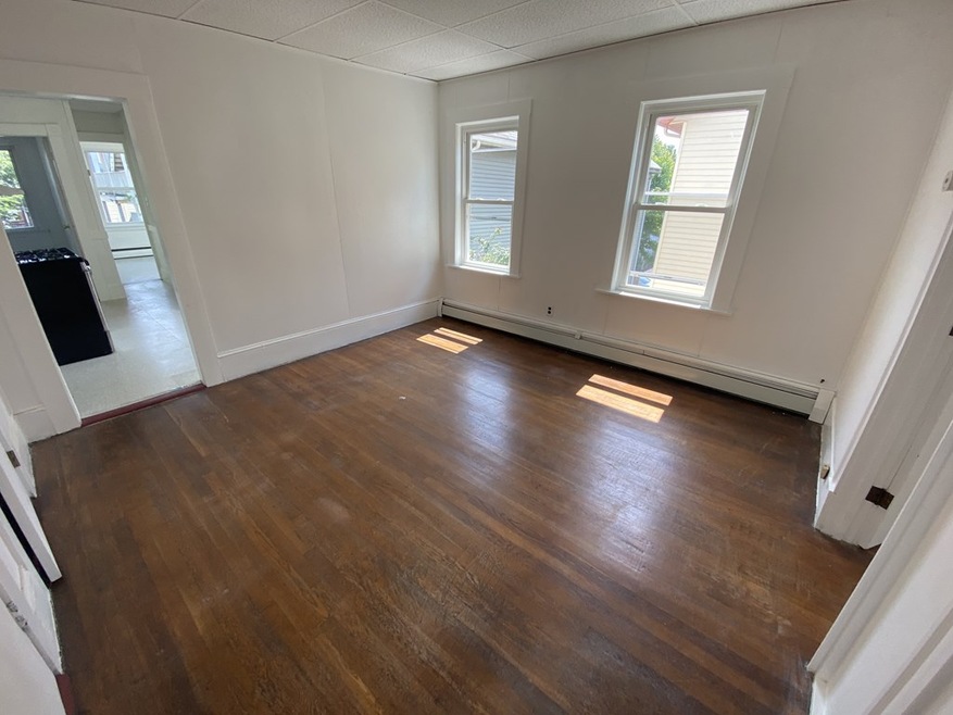 335 Spruce St unit 2, Chelsea, MA 02150 - photo 1