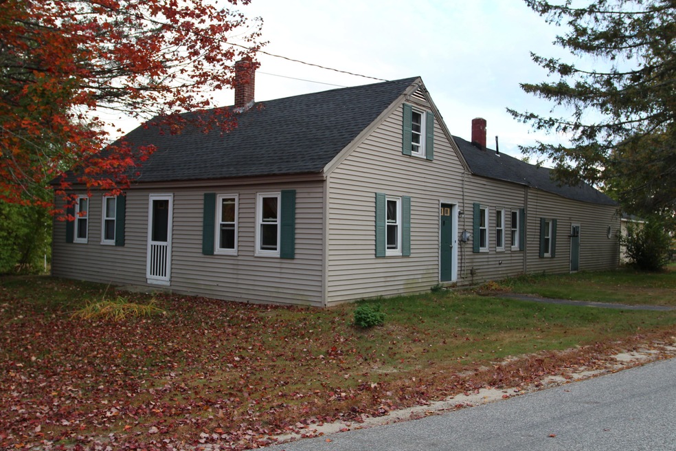 8 E Oxford Rd, Minot, ME 04258 - photo 1