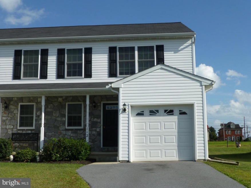 112 E Broad St, New Holland, PA 17557 - photo 1