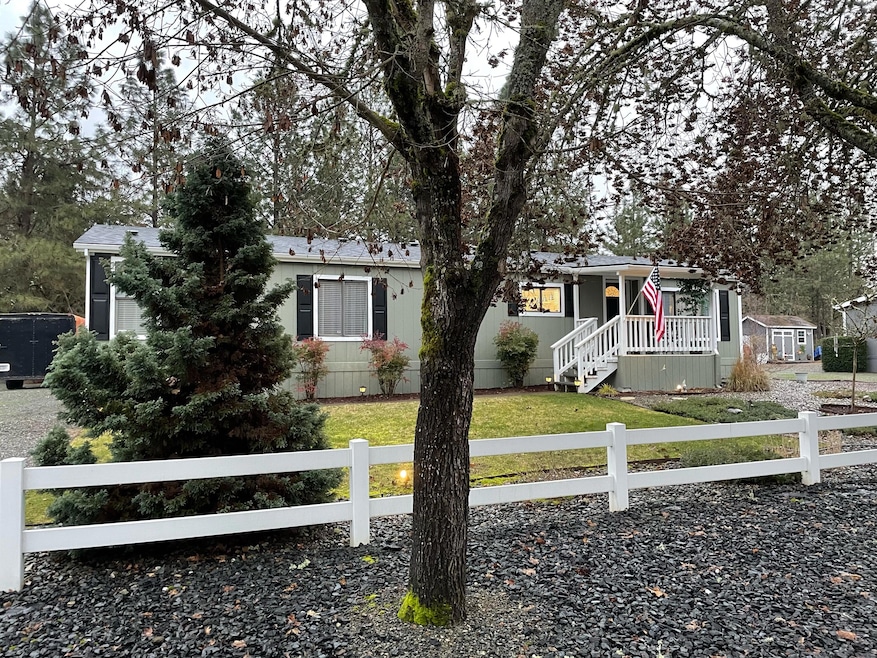 161 Melinda Way, Grants Pass, OR 97526 - photo 1