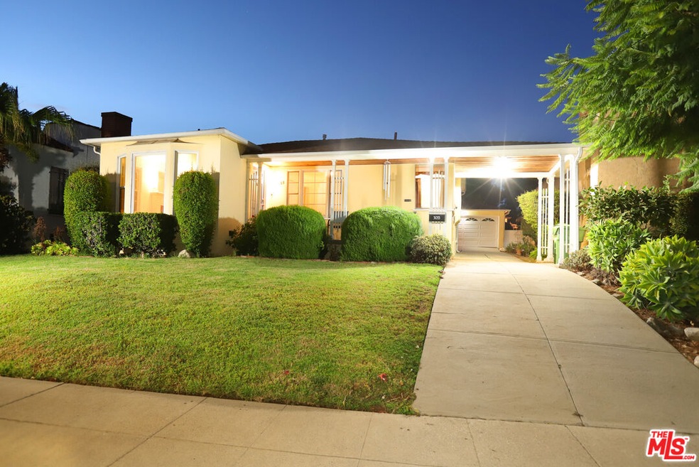 Sold $1,090,000 • Co-Listing Agent