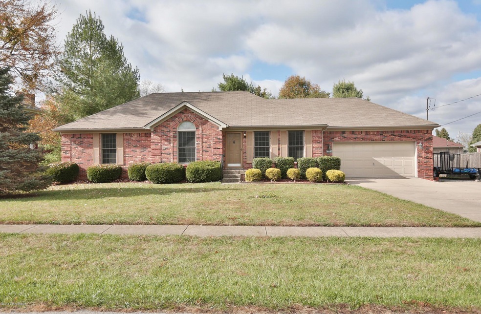 141 Brian Ct, Mount Washington, KY 40047 - photo 1