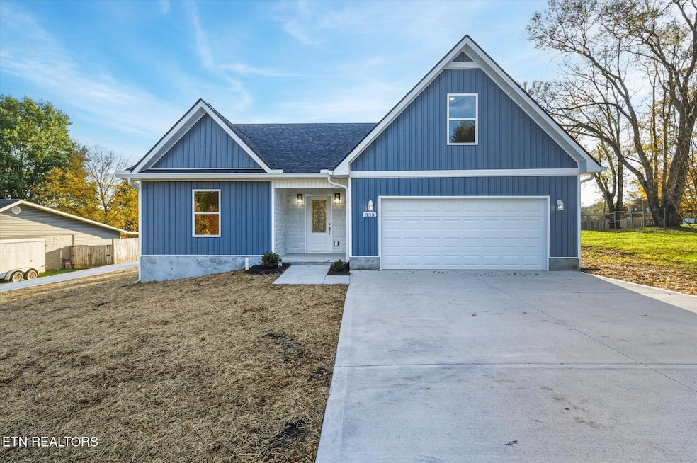 333 Granville Conner Rd, Powell, TN 37849 - photo 1