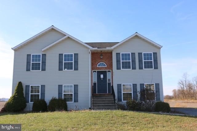 15297 Camden Dr, Greencastle, PA 17225 - photo 1