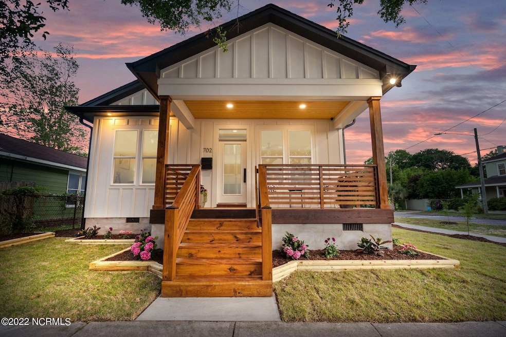 702 Queen St, Wilmington, NC 28401 - photo 1