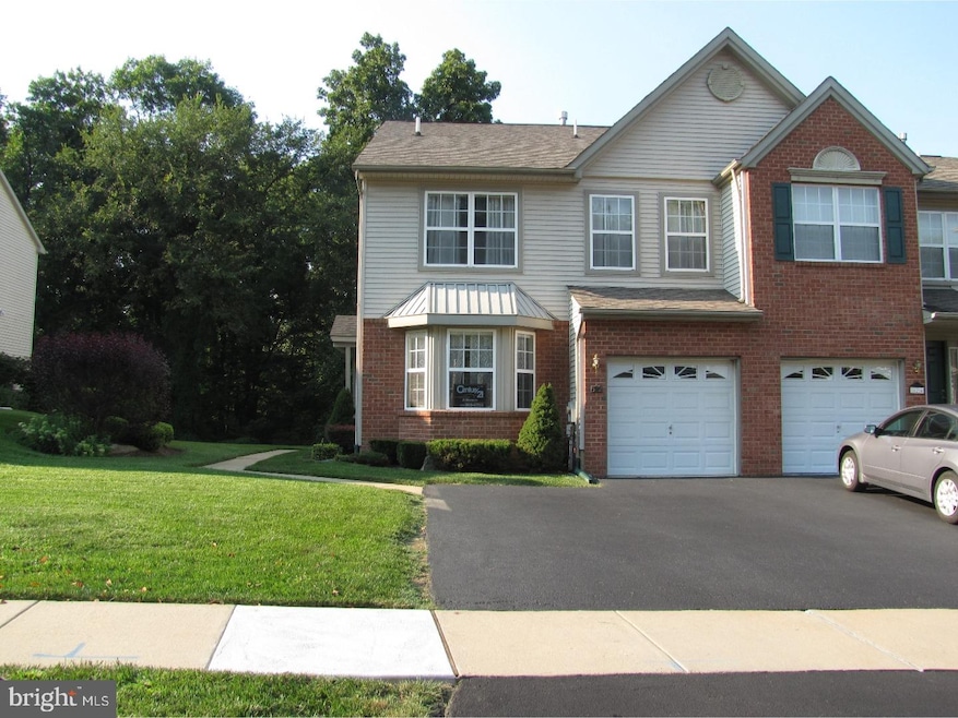 522 Jason Dr, Southampton, PA 18966 - photo 1