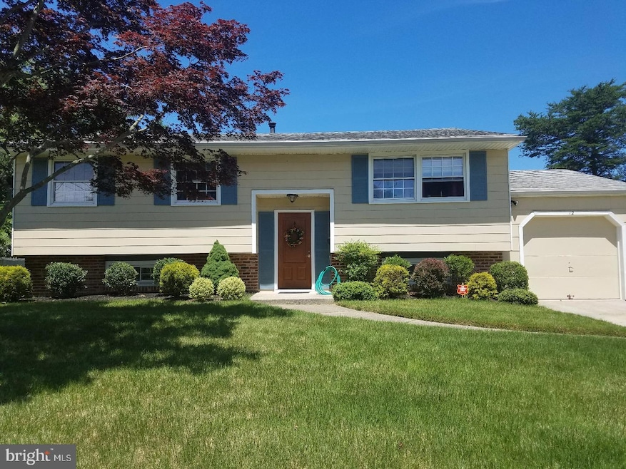 12 Eaton Cir, Clementon, NJ 08021 - photo 1