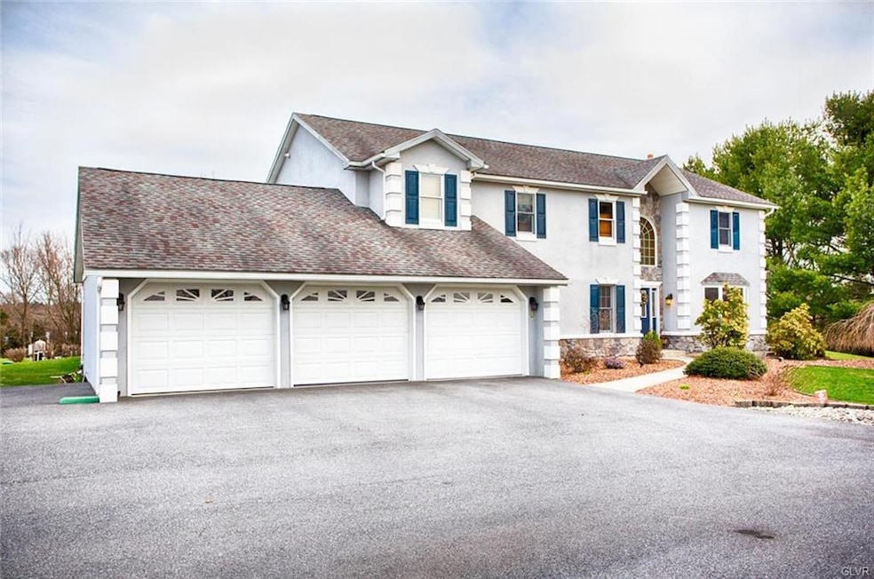 643 Bower Rd, Nazareth, PA 18064 - photo 1