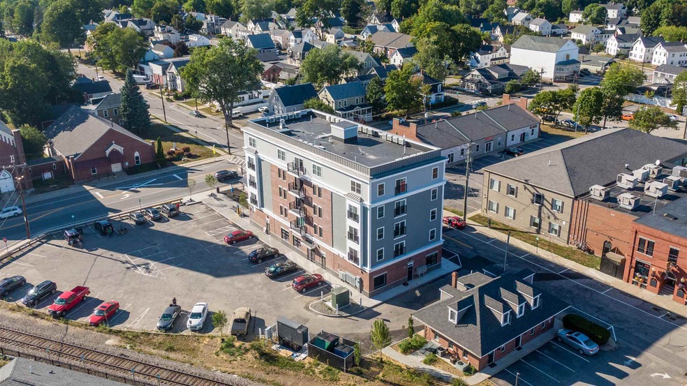 10 4th St unit 403, Dover, NH 03820 - photo 1