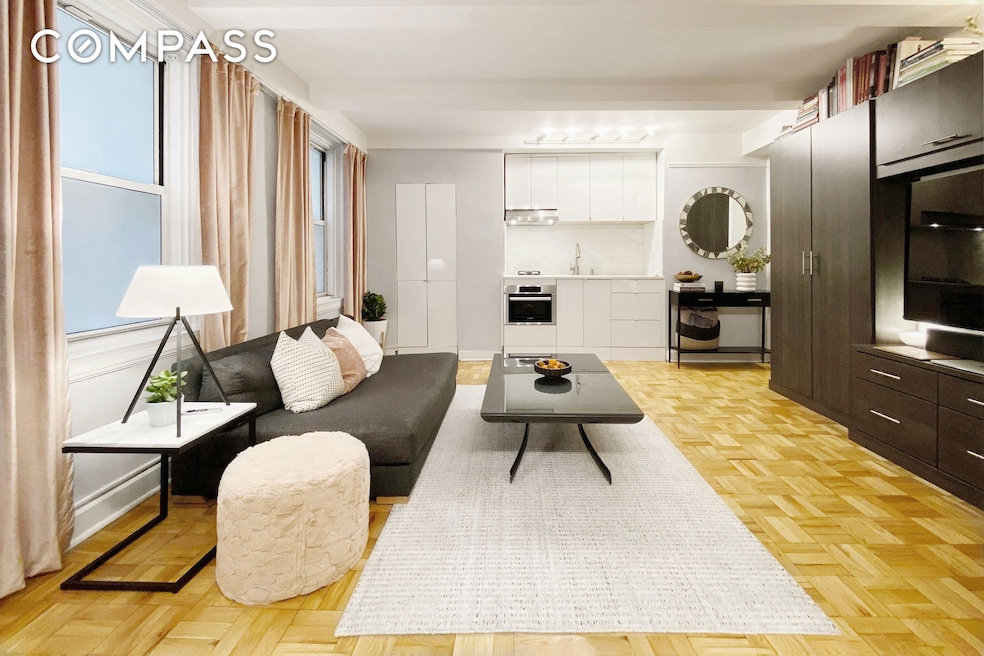 155 E 49th St unit 1E, New York, NY 10017 - photo 1