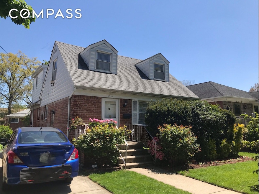 67-23 164th St, Fresh Meadows, NY 11365 - photo 1