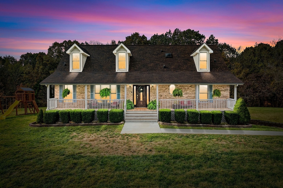 2430 Underwood Rd, Cunningham, TN 37052 - photo 1