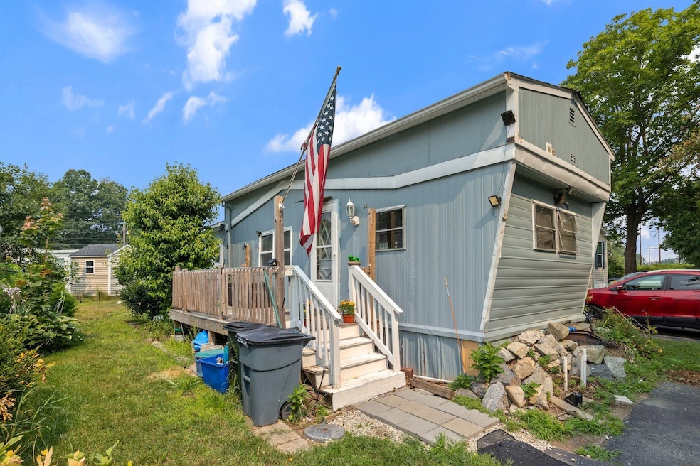 53 Polly Ann Park, Dover, NH 03820 - photo 1