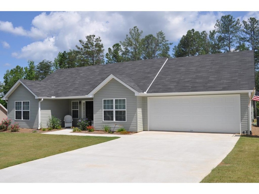 5464 Latham Manor Dr, Gainesville, GA 30506 - photo 1