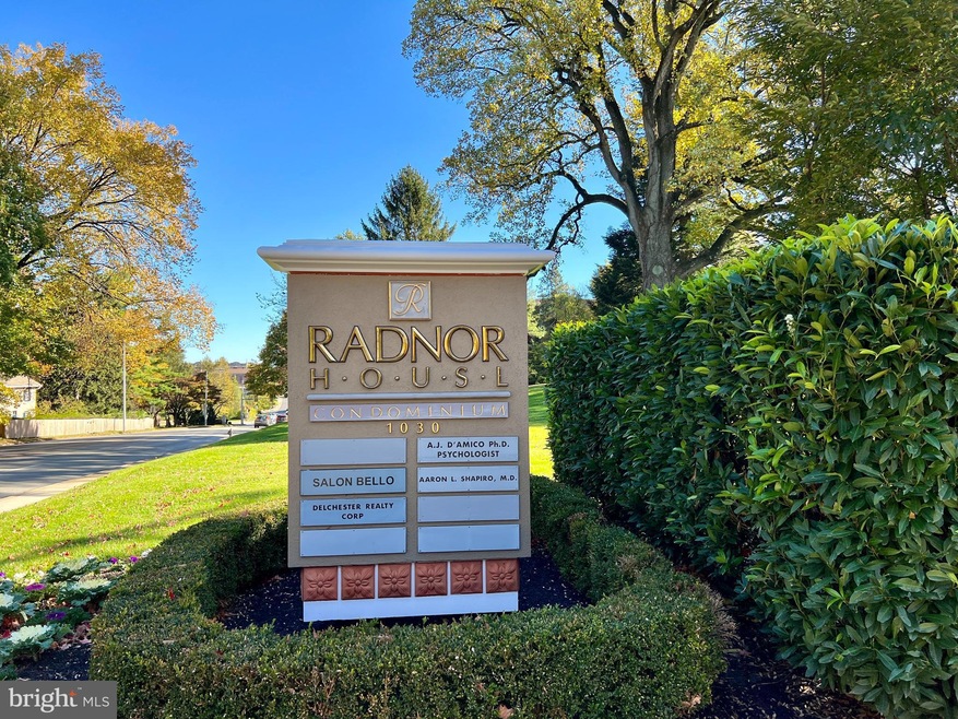 Radnor House unit L5, Bryn Mawr, PA 19010 - photo 1