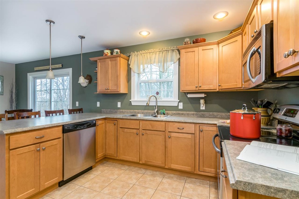 8 Dawns Way, Swanton, VT 05488 - photo 1