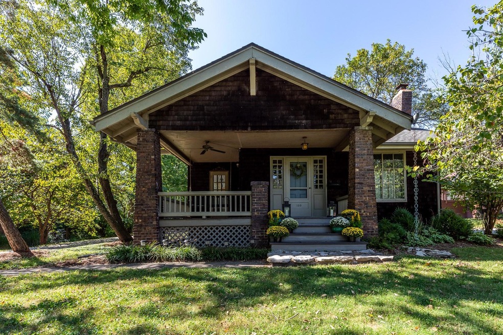109 N Glenwood
