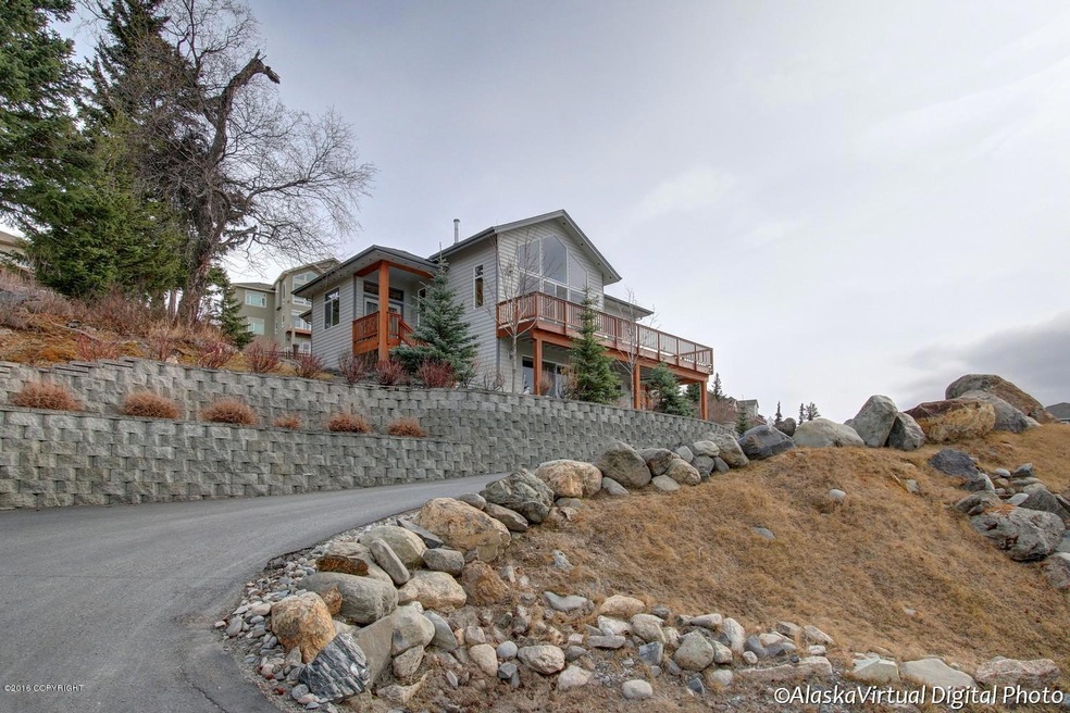 16600 Waterford Pointe Circle
