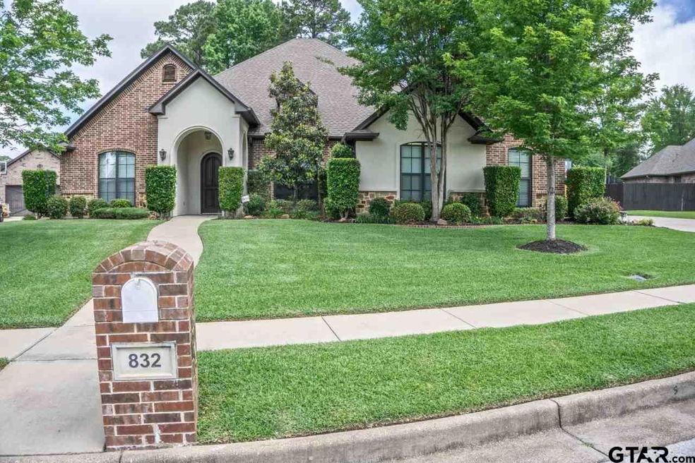 832 832 Cambridge Bend, Tyler, TX 75703 - photo 1