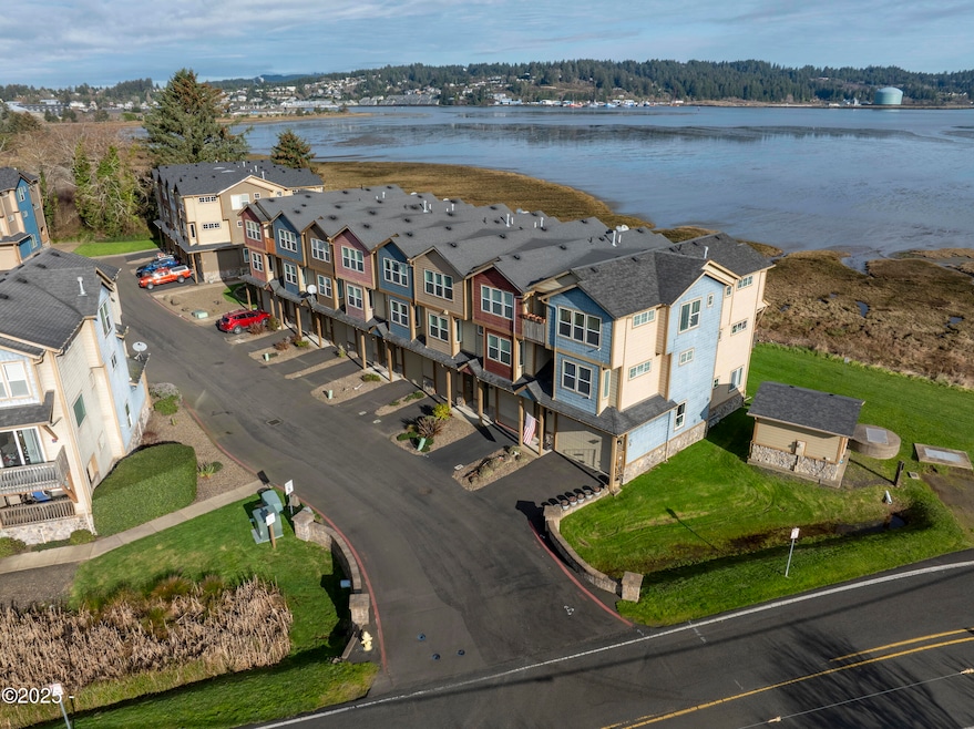 Neolha Point Townhomes