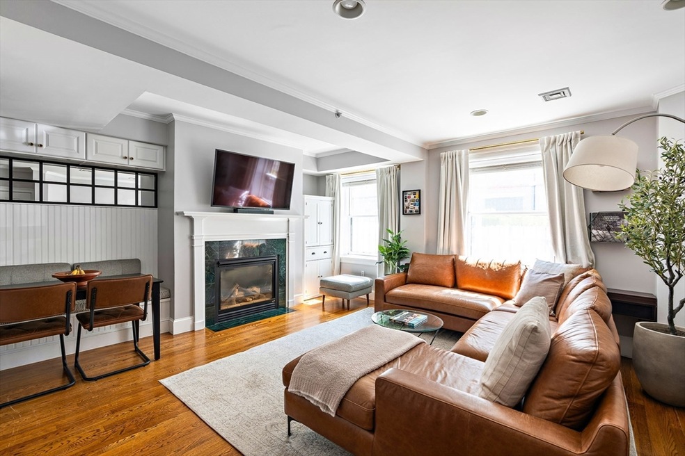 402 Marlborough St unit 1, Boston, MA 02115 - photo 1