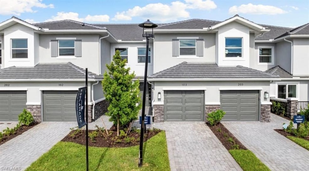 15339 Lucerna St unit 3-104, Naples, FL 34114 - photo 1