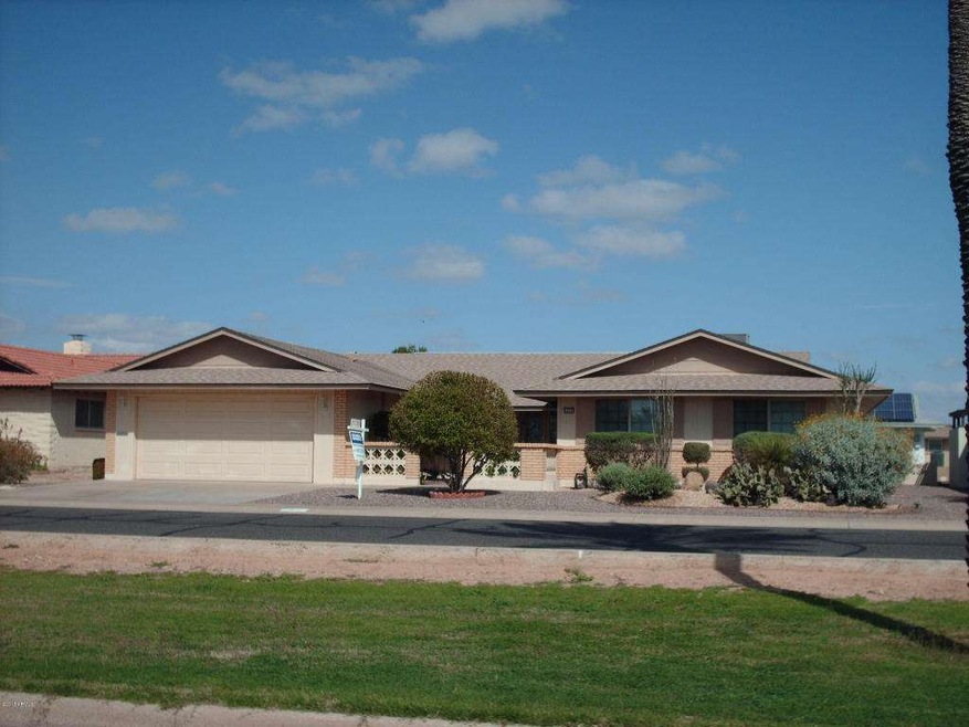 10320 W Mountain View Rd, Sun City, AZ 85351 - photo 1