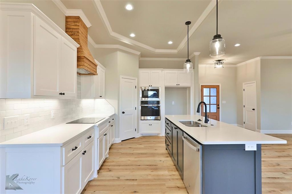 113 Beechcraft, Abilene, TX 79602 - photo 1