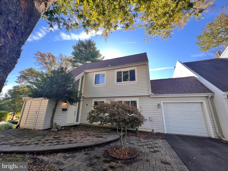 1514 Roundleaf Ct, Reston, VA 20190 - photo 1