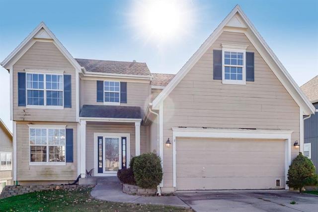 315 Mulberry Dr, Raymore, MO 64083 - photo 1