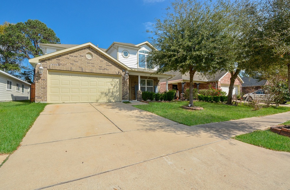 6838 Hampden Point Ct, Houston, TX 77040 - photo 1