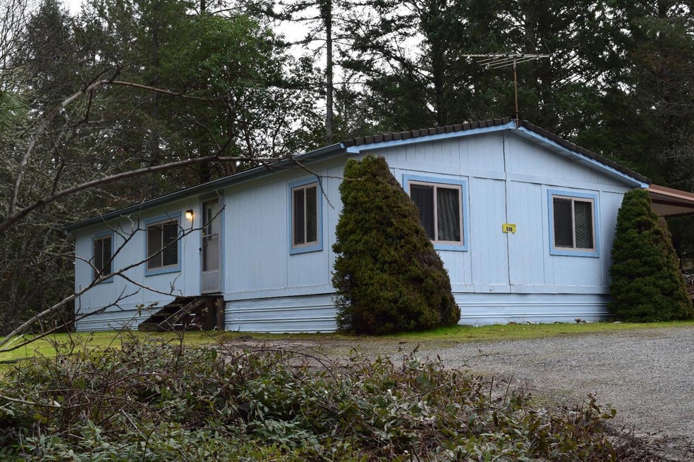 516 Pyle Dr, Grants Pass, OR 97527 - photo 1